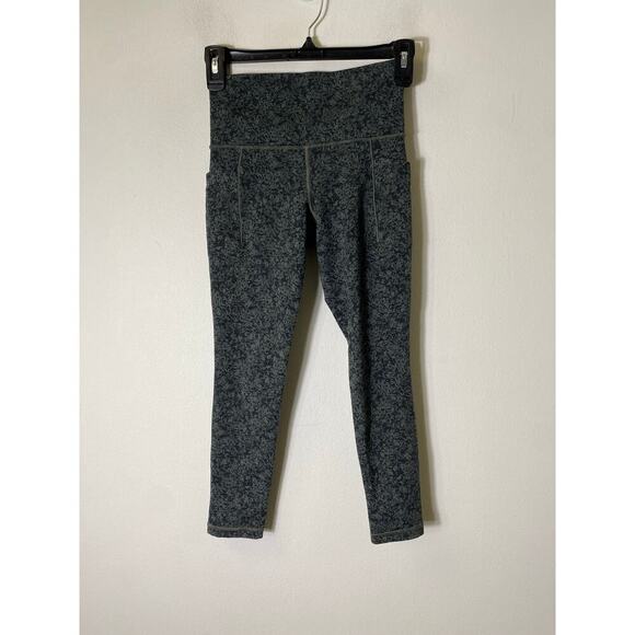 Athleta Black Green Print Cropped Leggins Sz XXS - Picture 2 of 3